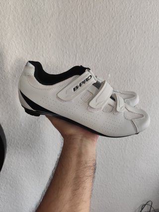 Zapatillas Ciclismo NUEVAS a ESTRENAR.N°44 y 43.