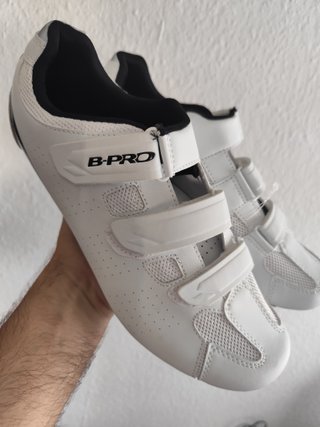 Zapatillas Ciclismo NUEVAS a ESTRENAR.N°44 y 43.