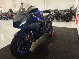 YAMAHA R7 2022   20.780KMS
