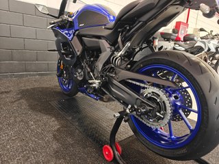 YAMAHA R7 2022   20.780KMS