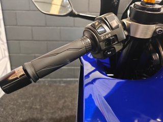 YAMAHA R7 2022   20.780KMS