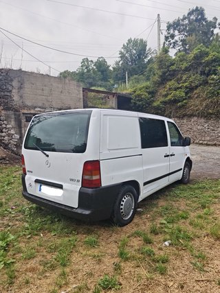 Mercedes-Benz Vito 110D