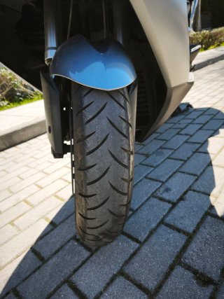 BMW C 650 GT Maxi-Scooter Plata