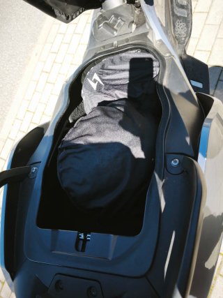 BMW C 650 GT Maxi-Scooter Plata