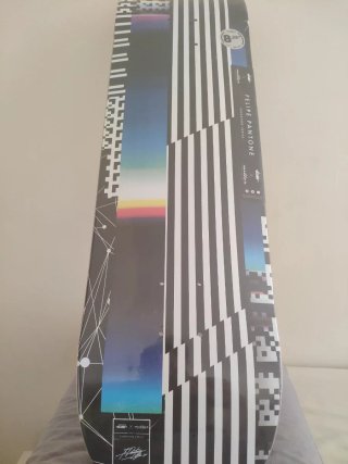 Tabla Skate Felipe Pantone Signature Series