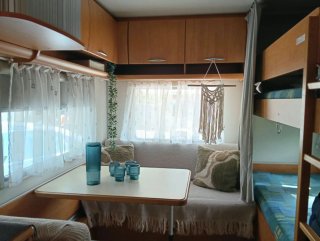 Caravana Knaus Eifelland Holiday.