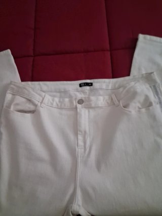 Pantalón vaquero pitillo mujer blanco sin estrenar