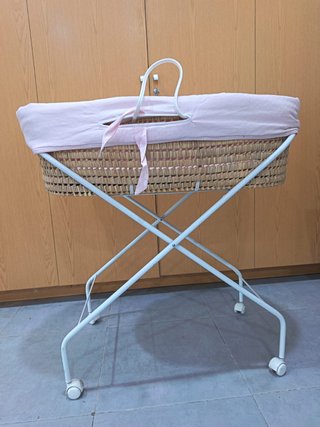 Capazo para bebé con soporte