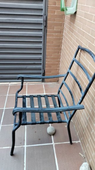 Sillones de aluminio negros (4 unidades)