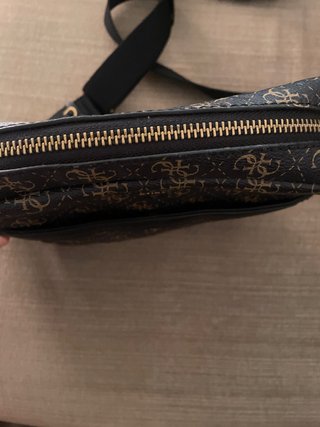 Bolso Guess Marrón y Dorado ¡PRECIO NEGOCIABLE!