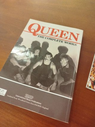 Libri Queen