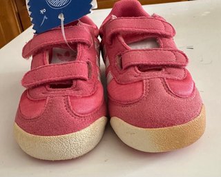 Zapatillas Adidas Bebé Niña Talla 21 Nuevas
