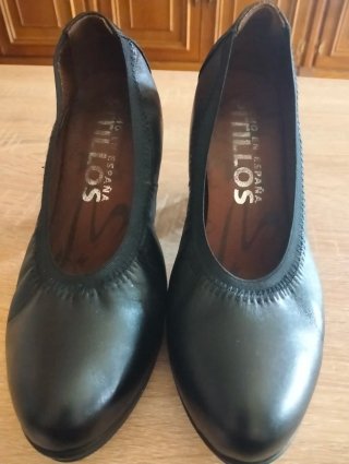 Zapatos de tacón negros