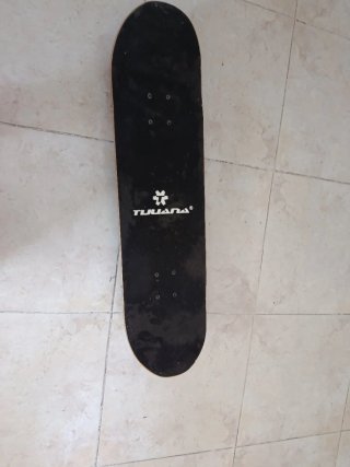 Skate Tuliana Azul y Negro