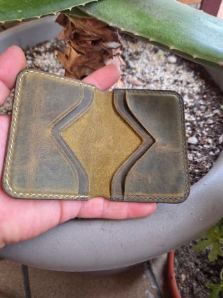 Mini cartera de cuero verde caqui