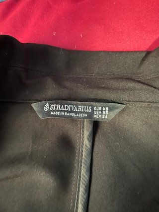 Americana Stradivarius Negra