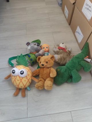 Lote 6 peluches variados