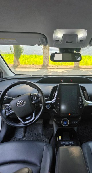 Toyota Prius Plugin 2021