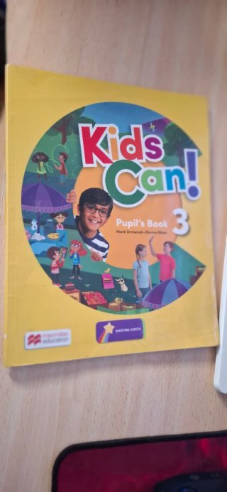 Vendo libros de tercero y cuarto de primaria