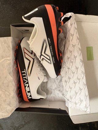 Zapatillas Fútbol TenthComfort Titanium AG MN Tall