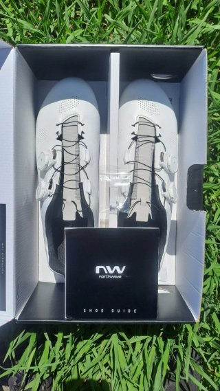 Zapatillas Ciclismo Northwave Revolution Blancas