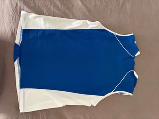 Camiseta sin mangas Puma azul y blanca
