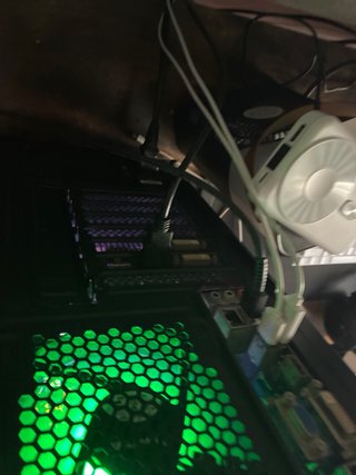 PC Gamer UNYKA GTX 750 Ti