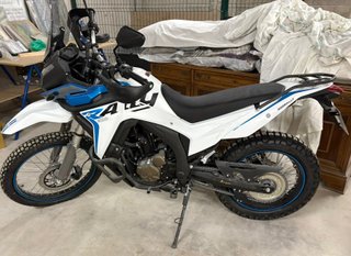 VOGE 300 RALLY Azul y Blanca 2025