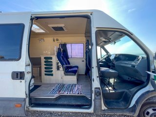 Furgoneta camperizada Iveco Daily 2009