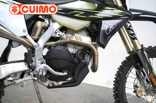 TRIUMPH TF 250-E
