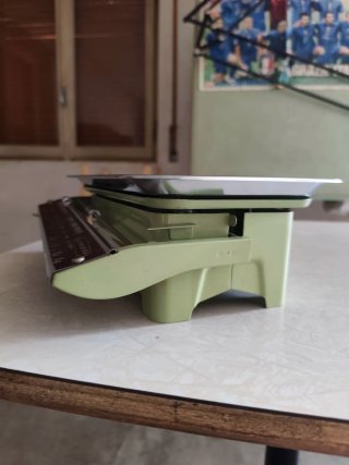 Bilancia vintage verde salvia