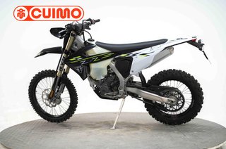 TRIUMPH TF 250-E