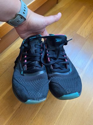 Zapatillas Reebok Negras y Rosas