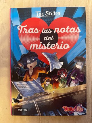 4 libros de Tea Stilton, con tapa dura + regalo