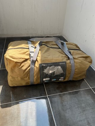 Tienda campaña Quechua 4.1 4 personas. Como nueva