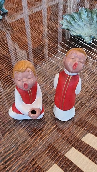 Coppia di angeli cantori