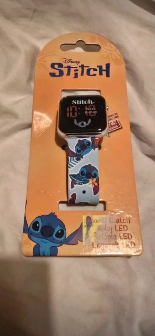 Reloj Disney Stitch LED Nuevo