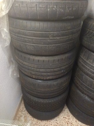 Neumáticos de coche verano e invierno