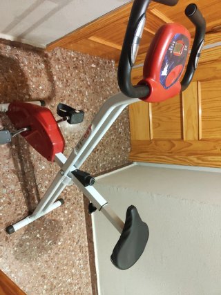 Bicicleta de ejercicio plegable