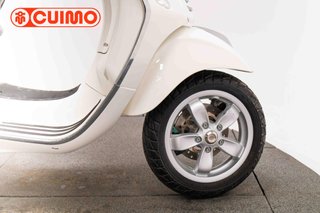 VESPA PRIMAVERA 125