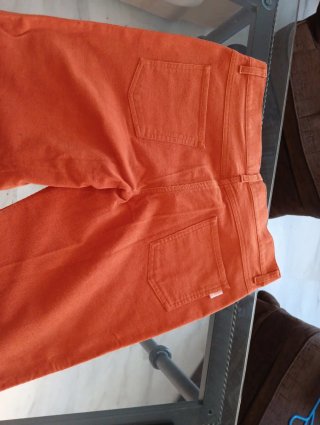 Pantalón largo naranja