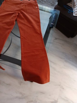 Pantalón largo naranja