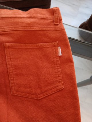 Pantalón largo naranja