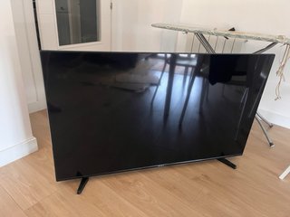 Smart TV Nilait 55” 4K UHD HDR NI-55UB7001S