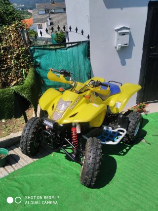 Quad Amarillo Todoterreno