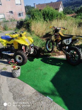 Quad Amarillo Todoterreno