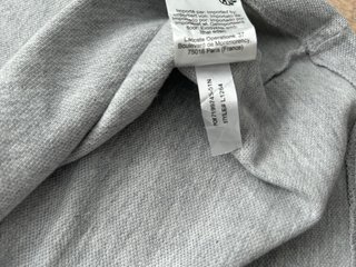 Polo Lacoste Classic Fit Gris Talla 6 (XL)