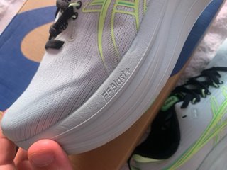 Asics Gel-Nimbus 28 Zapatillas Running Hombre
