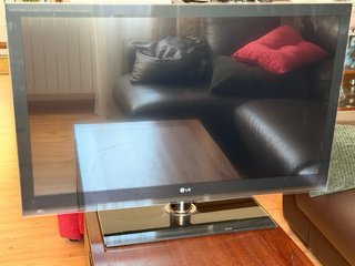 TV LG 42” Full HD. Perfecto estado. 3 HDMI