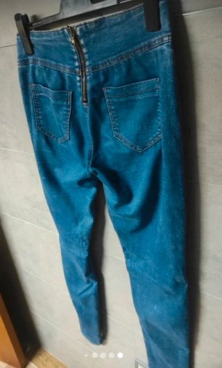 Pantalón vaquero azul